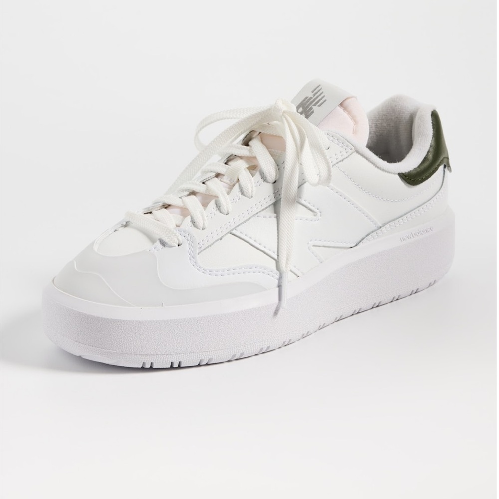 NEW IN BOX New Balance CT302 Court Sneakers size 7